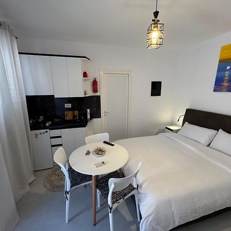 Private Villa Aras 2 - Luxury & Elegance Apartments วญอเรอ ภายนอก รูปภาพ
