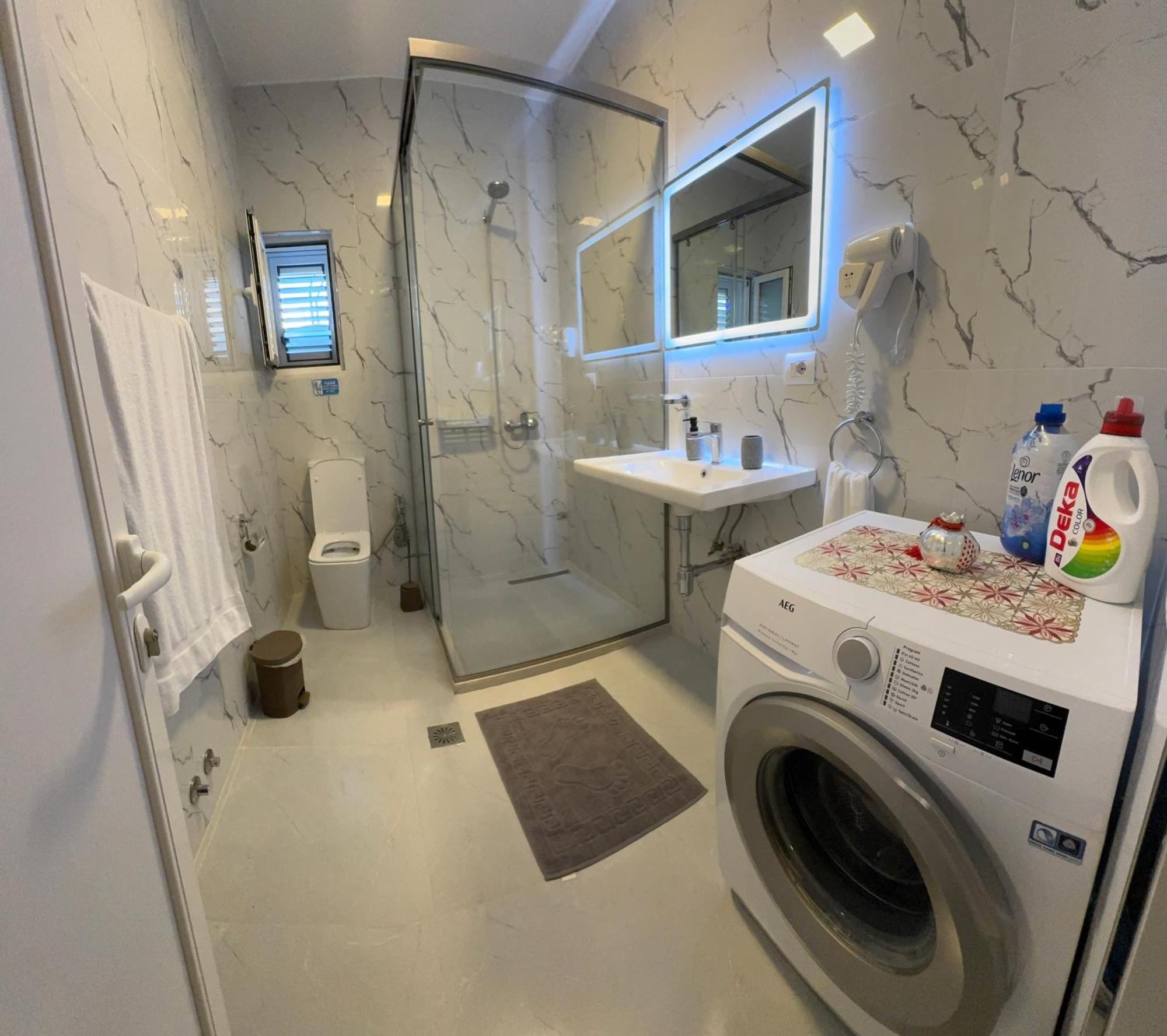 Private Villa Aras 2 - Luxury & Elegance Apartments วญอเรอ ภายนอก รูปภาพ